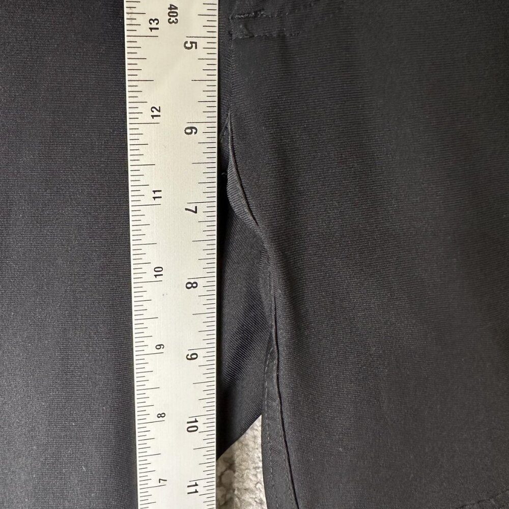 Lululemon Pants Womens 29 Black Hiking Tapered Leg Zip‎ Pocket Outdoor Woven - Picture 3 of 6